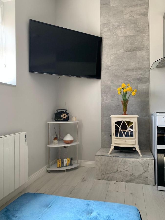 The Honeycomb Apartment