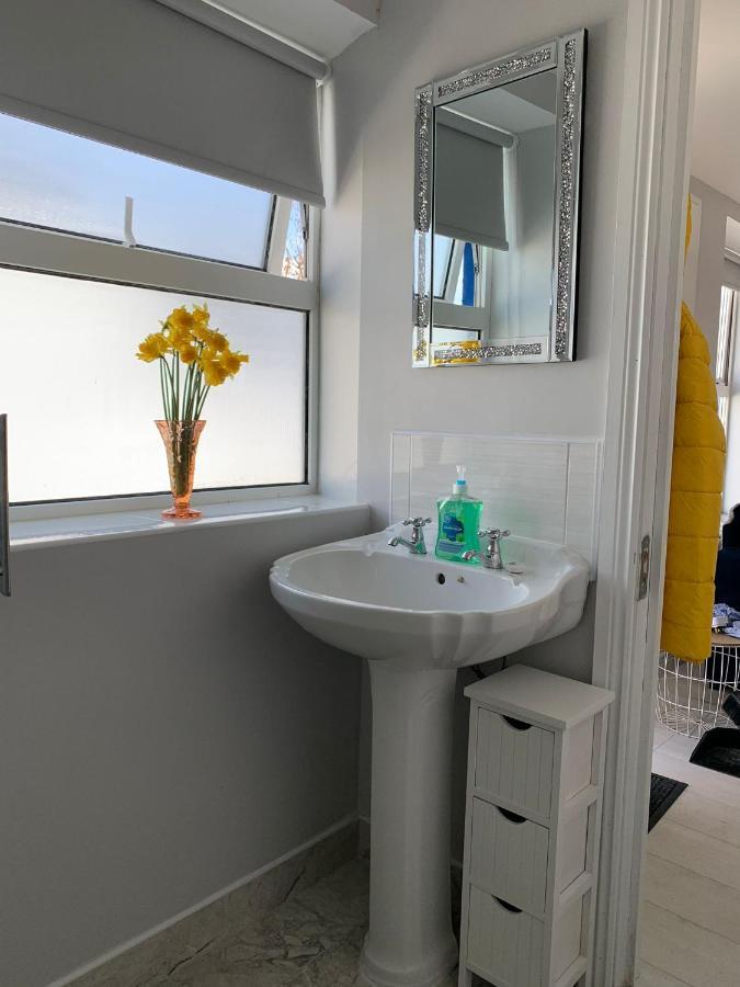 The Honeycomb Apartment